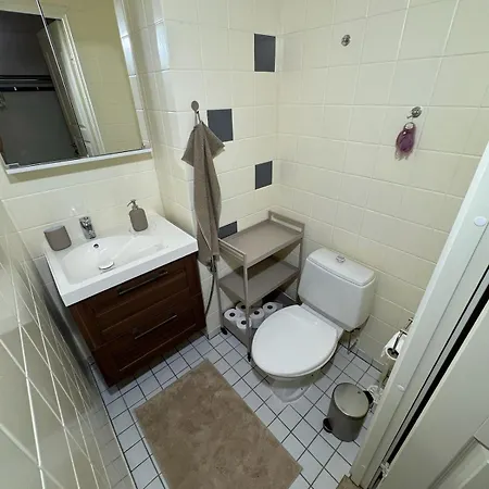 Daire 2 Bedroom With A Balcony In The Center Of