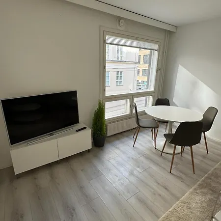 Daire 2 Bedroom With A Balcony In The Center Of Helsinki
